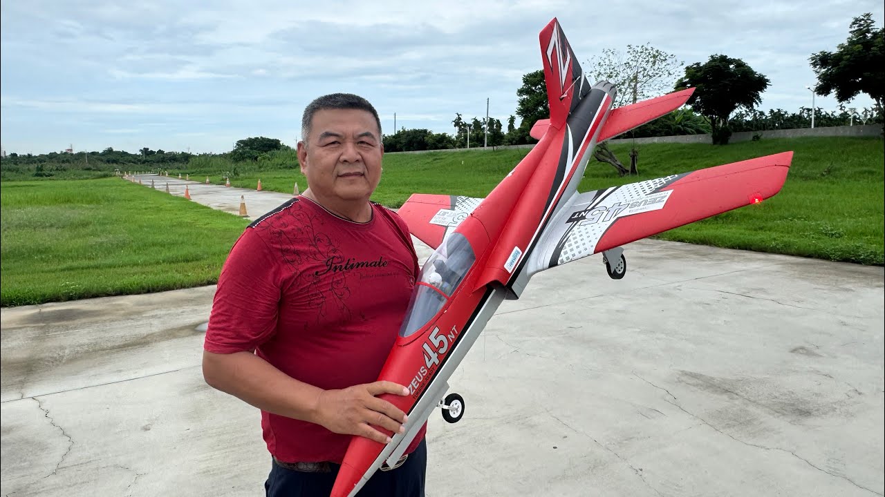 飛翼噴射宙斯 Freewing ZEUS 45NT TURBINE READY + KINGTECH K65 阿德第二趟飛行