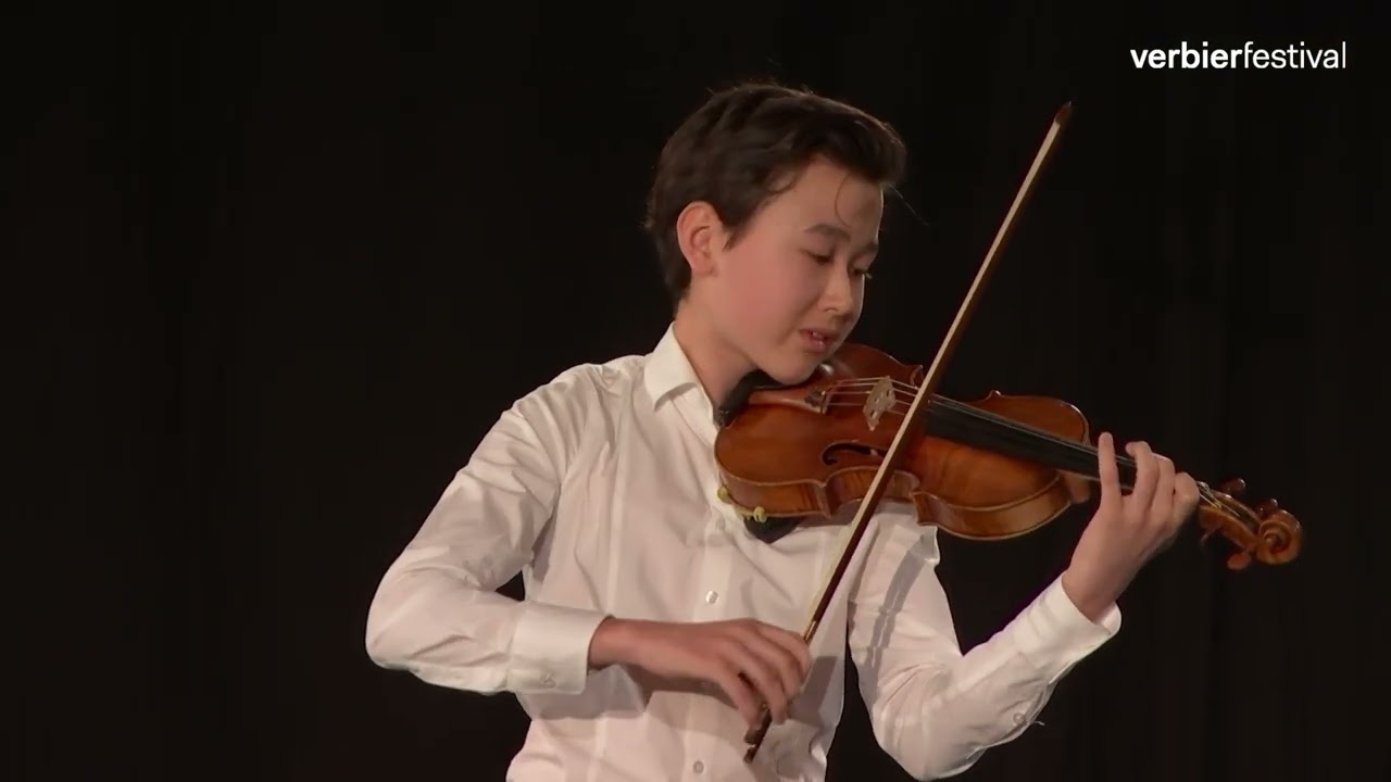 Daniel Lozakovich plays Bach, Violin Partita No. 2 in D Minor, BWV 1004: IV. Gigue