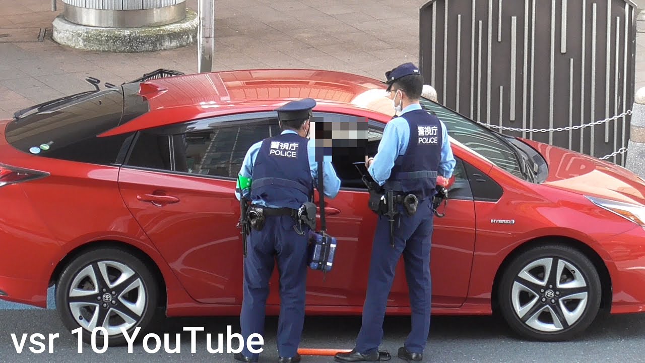 煽り運転を誘発する女性ドライバー！！危うく追突事故！後続車に急ブレーキを踏ませ割り込み