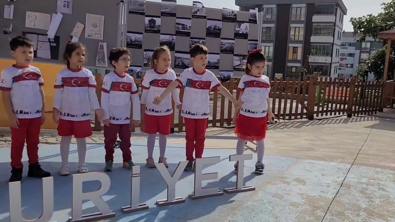 Binler Yaşa Cumhuriyet