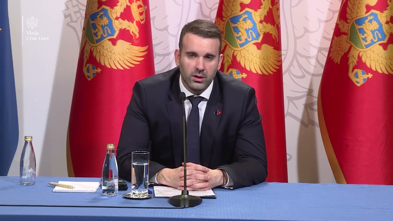 VIJESTI U POLA7 - PODIGNUT SPOMENIK PAVLU DJURISICU  | Vijesti online