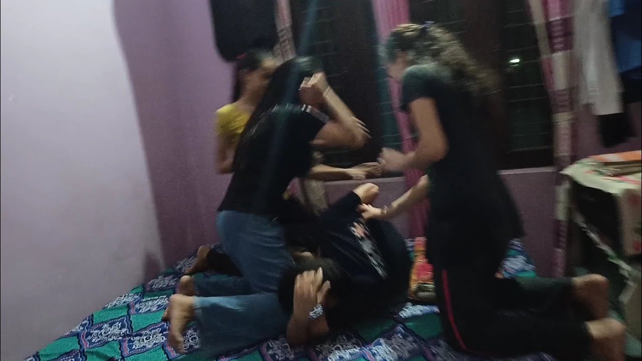 Haldwani se dikha Almora 😂 | Mickey Video Diaries