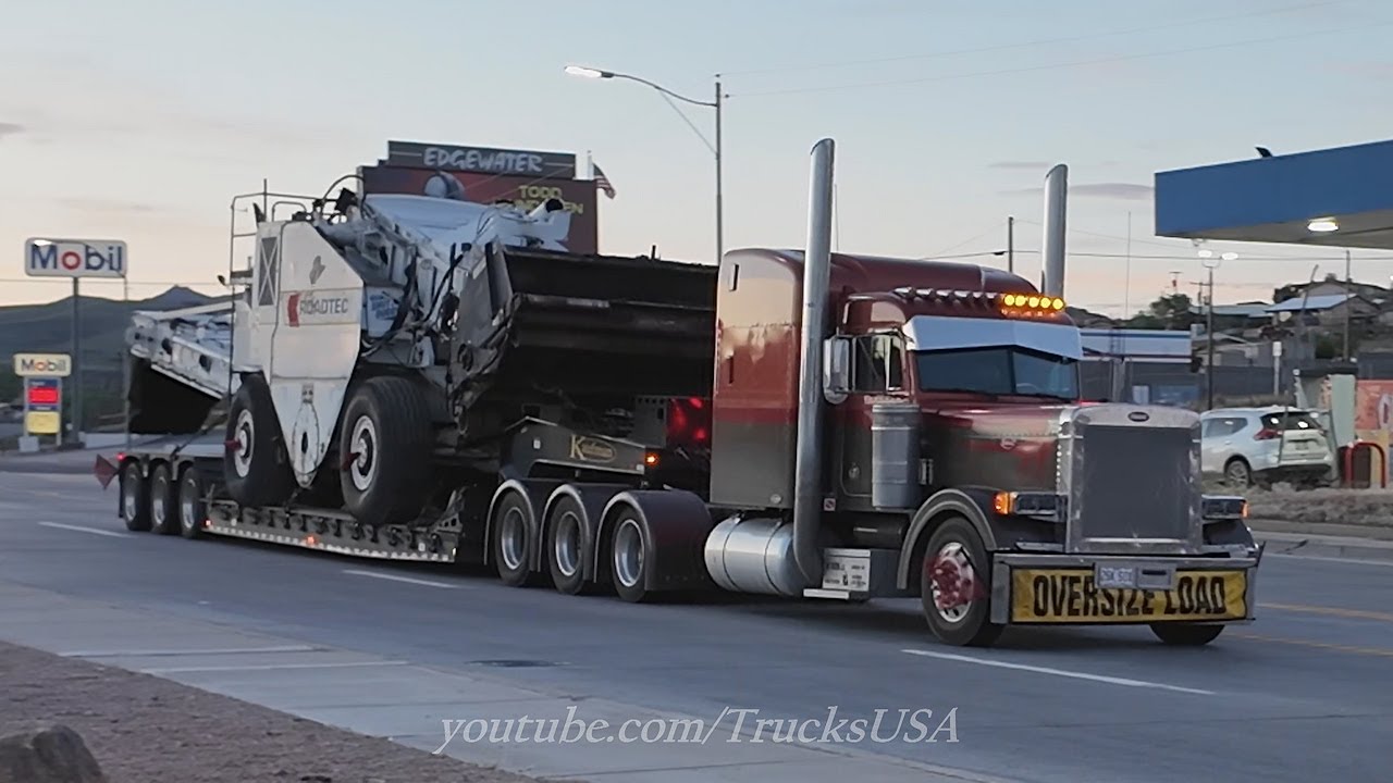 Truck Drivers on a busy desert highway in Arizona, Truck Spotting USA
