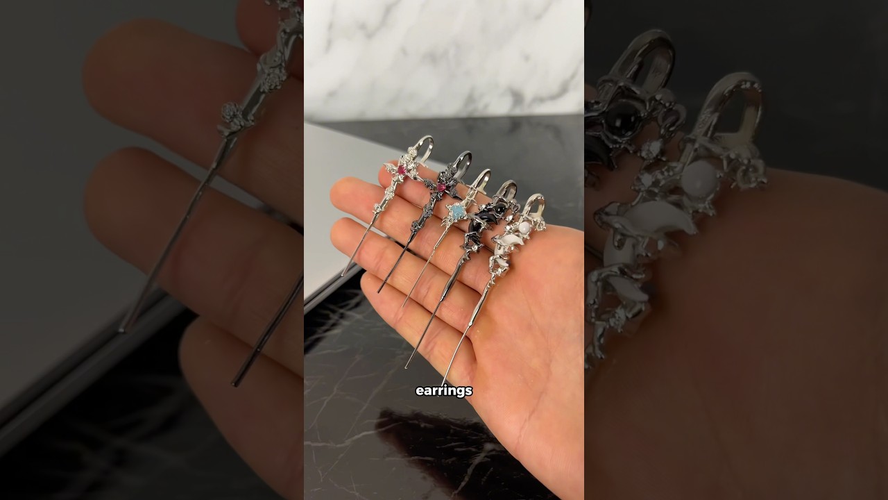 краткий урок о том, как носить наши серьги-крючки ✨🖤 #альтернатива #готика #пирсинг #серьги #укра...