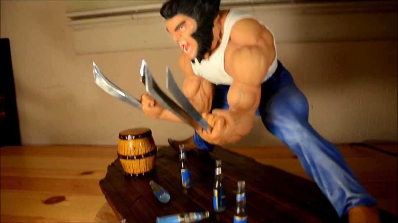 Courtmaster Studios: Logan Statue