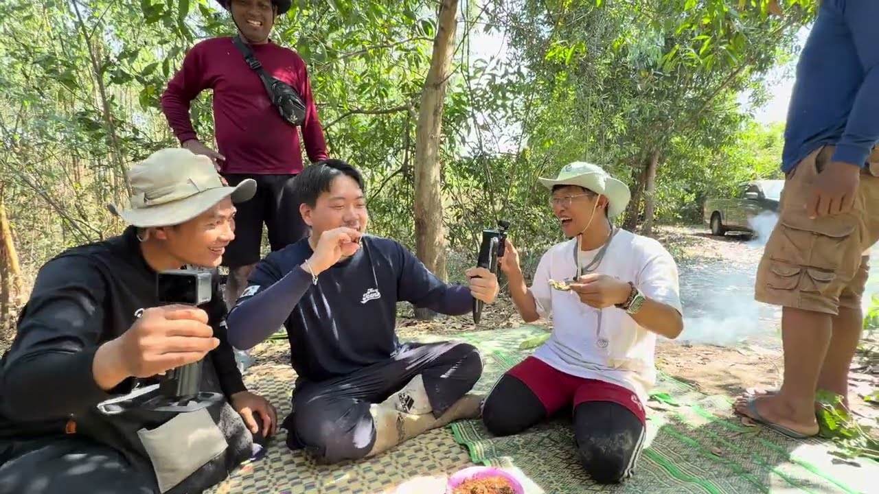 พายูทูบเวอร์ เกาหลีใต้ มาหาปลากรายยักษ์ และทำลาบปลากรายให้กิน จะเฮฮาแค่ไหน