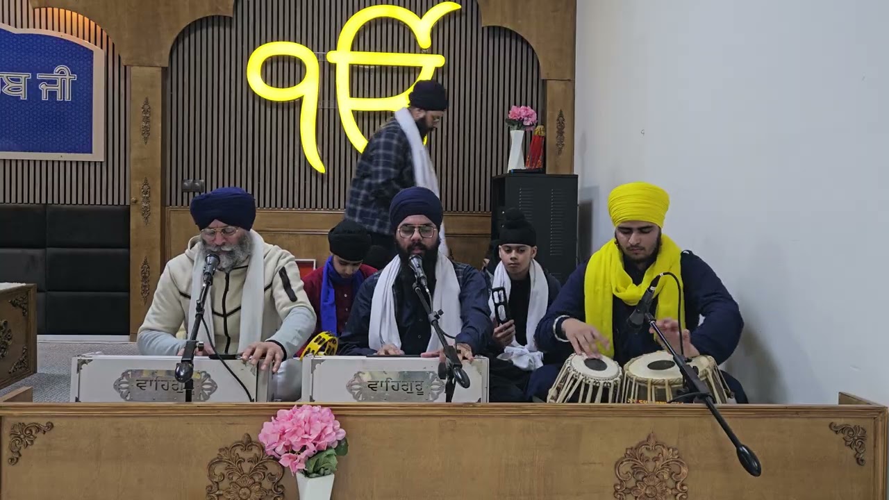 Aap Sahande Dukh Jag Varsaya Bhai Manpreet Singh ji& Bhai Ripandeep Singh Bochum Germany wale