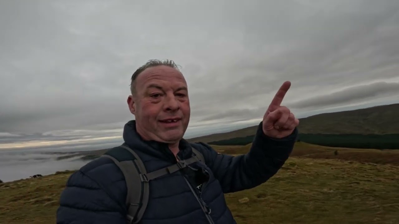Walk up Meikle Bin