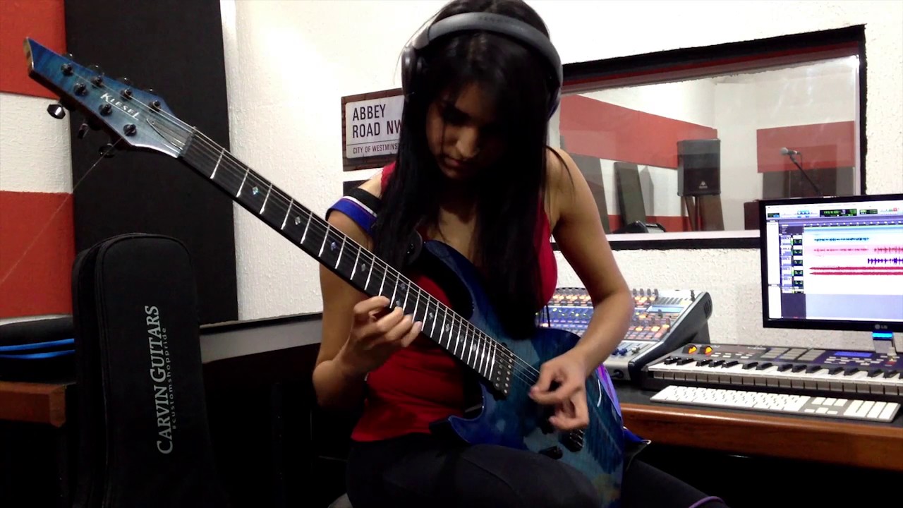 Kiesel Guitars - Paula Carregosa