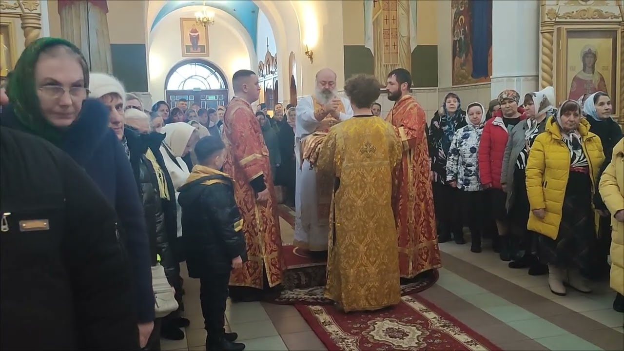 Архиерейское Богослужение, облачение Владыки, 8.02.26