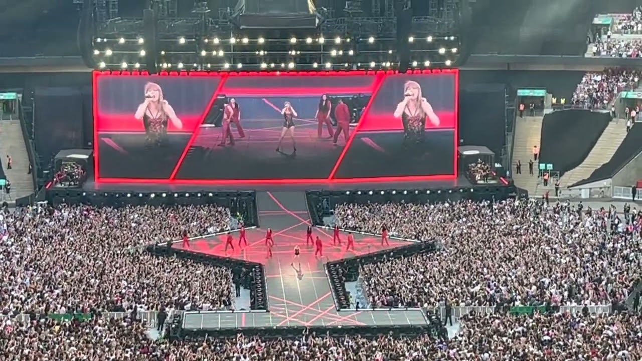 Taylor Swift - The Eras Tour - I Knew You Were Trouble - Live at Wembley Stadium