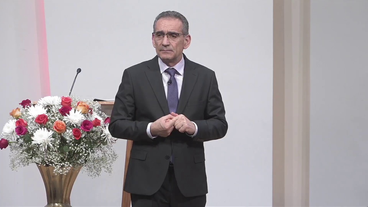 Valentin Dănăiață - Niciodată singur!