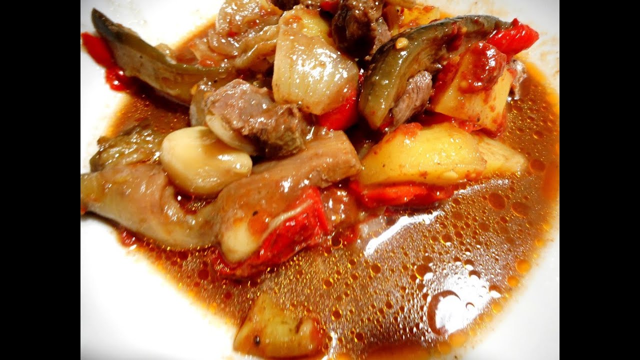Muflón vo vlastnej šťave so zeleninou.  Recept z diviny.