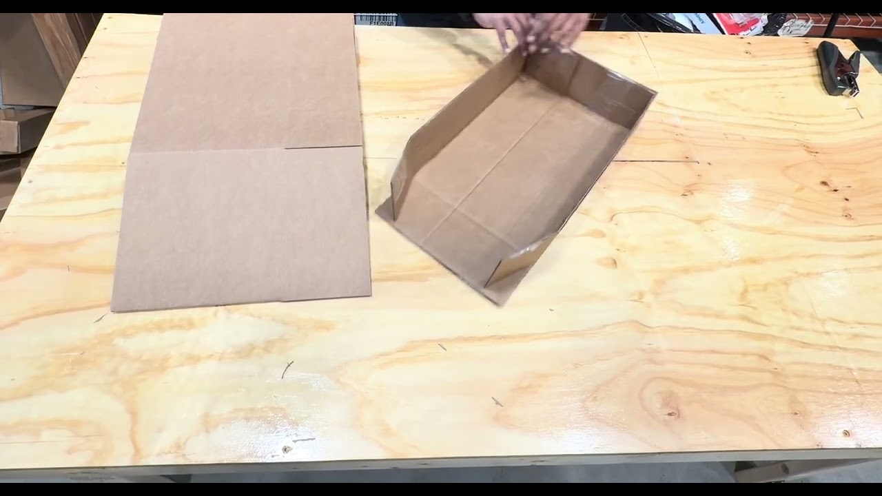 HSC tray 3120000 – Box Folding Demonstration