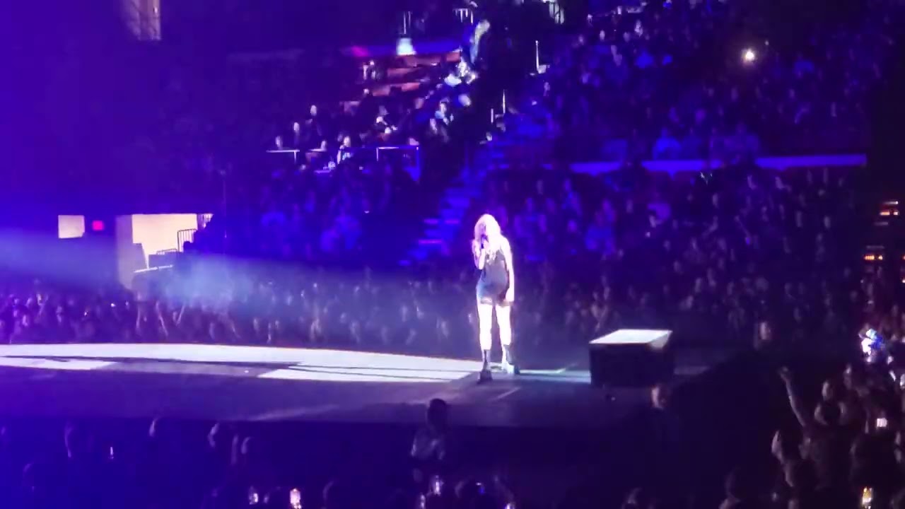 The Pretty Reckless "Heaven Knows" (Live in Billings, MT 4/4/22)