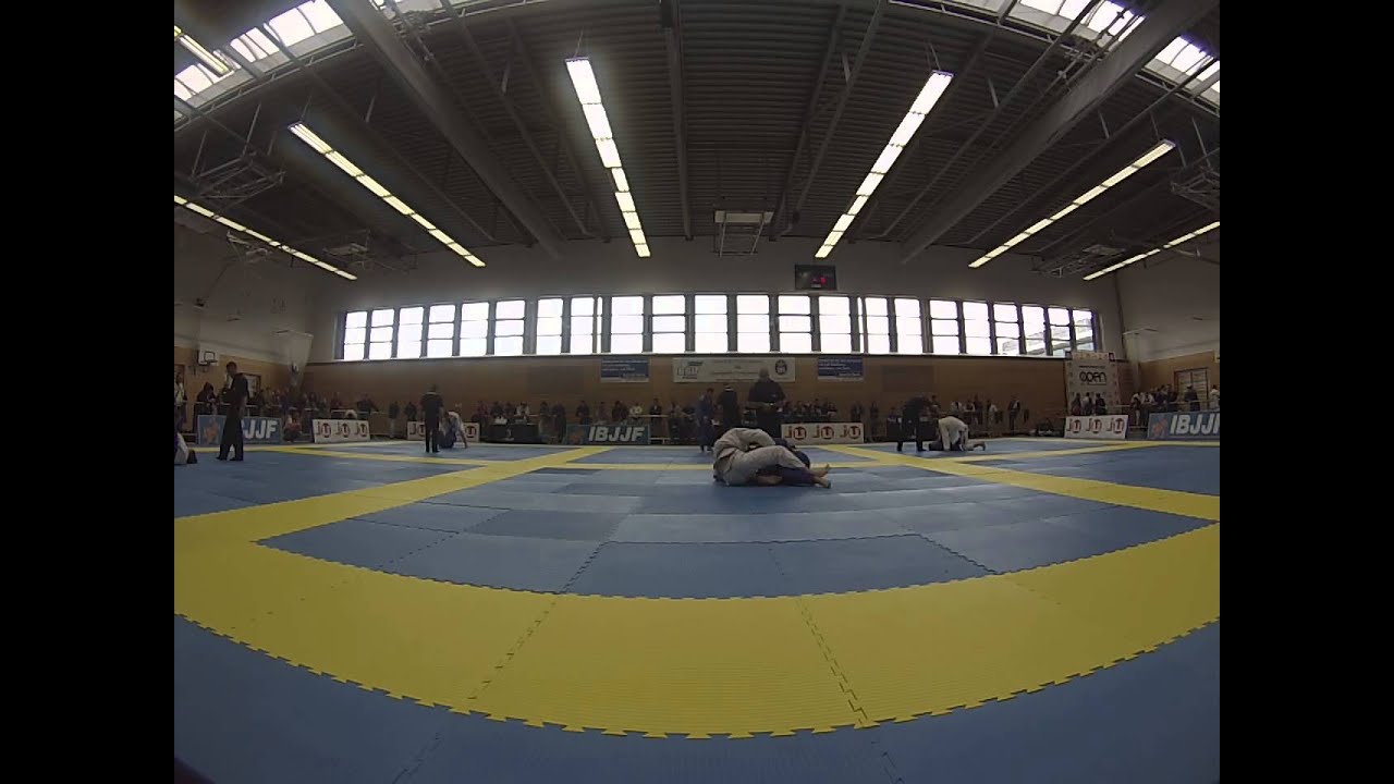 Danny Feliz ICON JJ - final Superheavy purple Munich Winter Open 2014 IBJJF