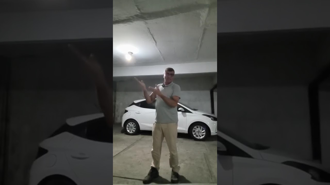 Deus não pede a ninguém tá vivendo uma vida de igreja...