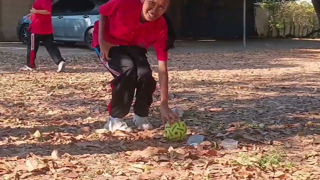 เตะตะกร้อ!!! แน่นะวิ (((()))))