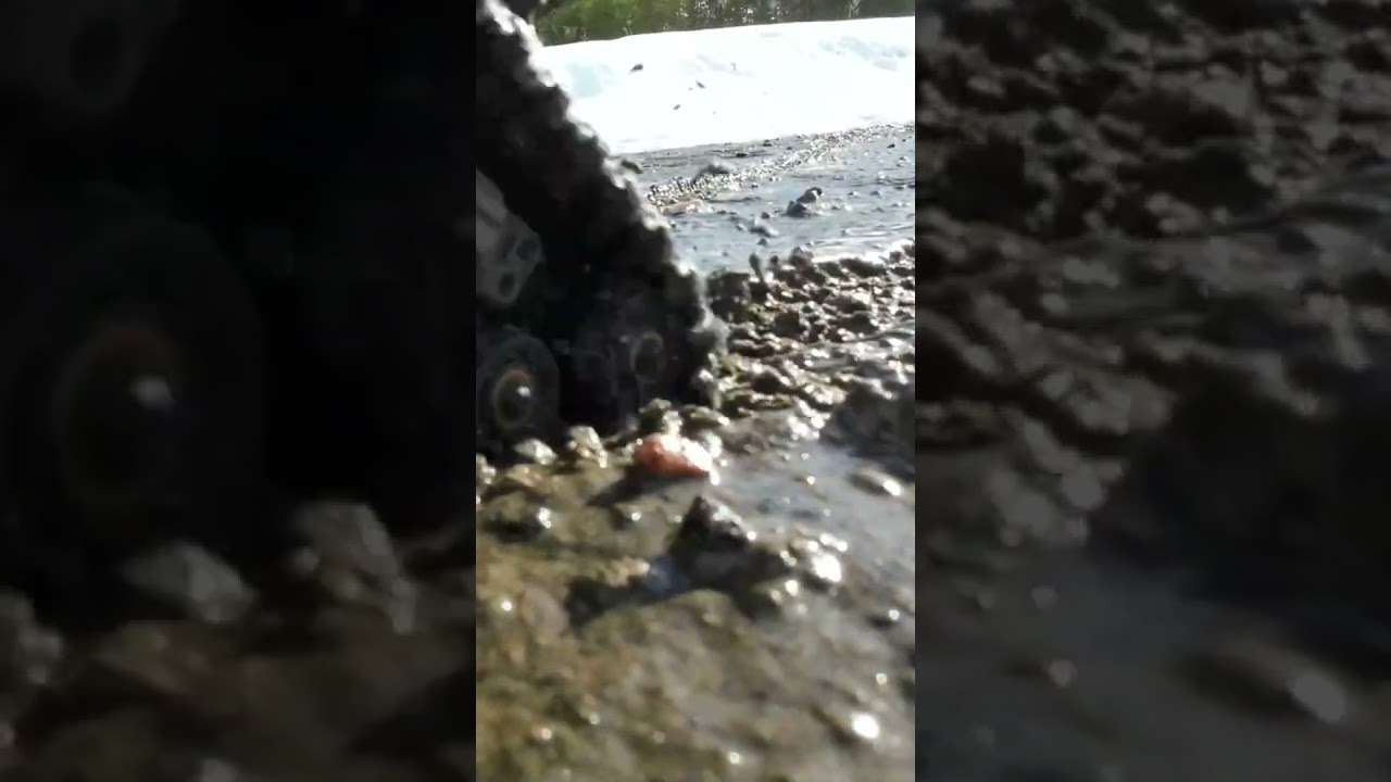 Mud and tracks #shorts #soundeffects #mud #tracks #trx4 #debris #splatter #wet #dirty #fun