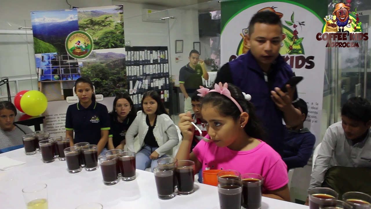 Taller cataci&oacute;n de caf&eacute; especial  #EquipoCoffeeKids