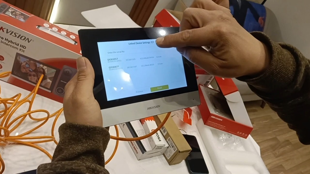 طريقة إضافة شاشة ثانية لانتركم هيك فيجن 611s وبرمجتها خطوة بخطوة