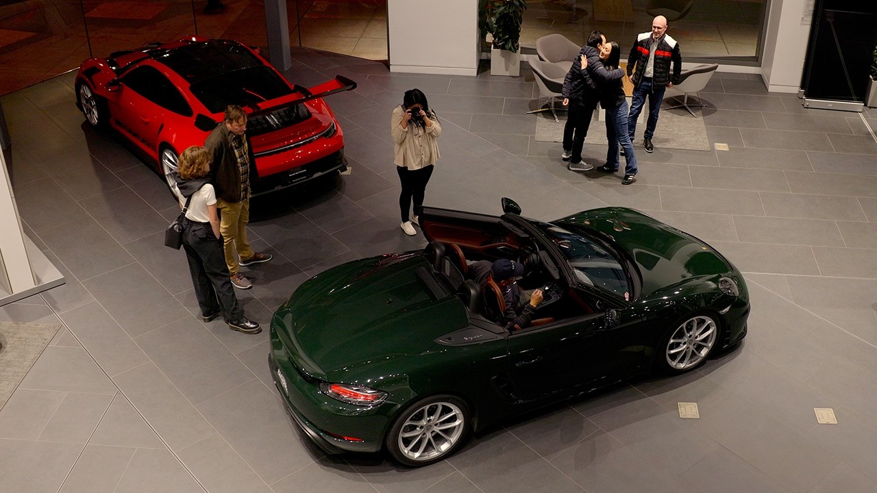 LPC+000+San Francisco Porsche Pit Stop