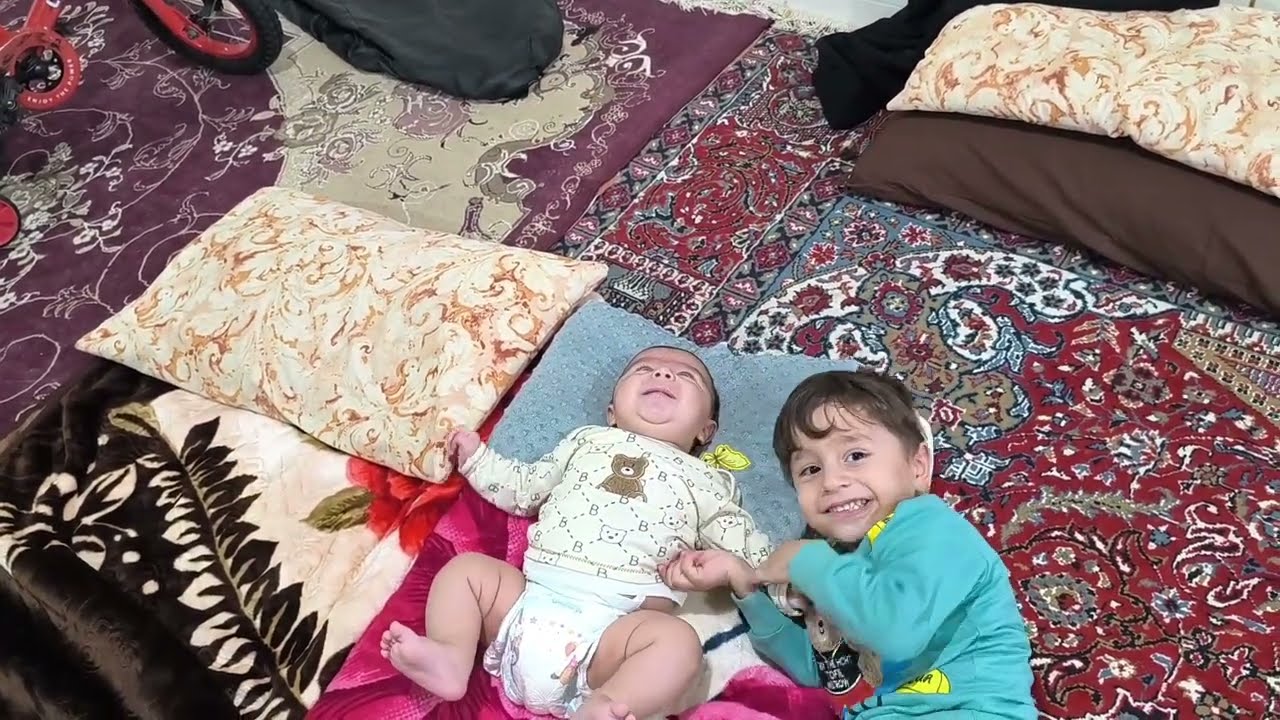 Arad and Arsham's situation in the absence of their parents; do the parents regret their behavior?