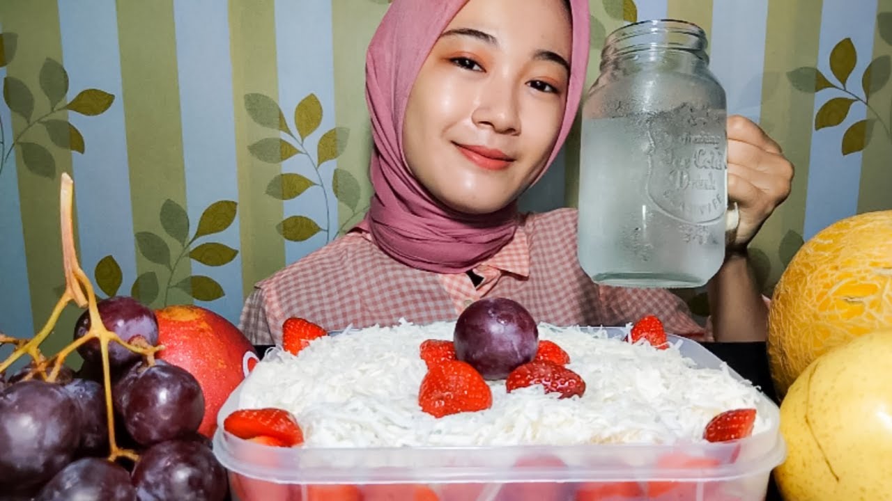 MUKBANG SALAD BUAH || MANIS ASEM DINGIN SEUGGERR POLL