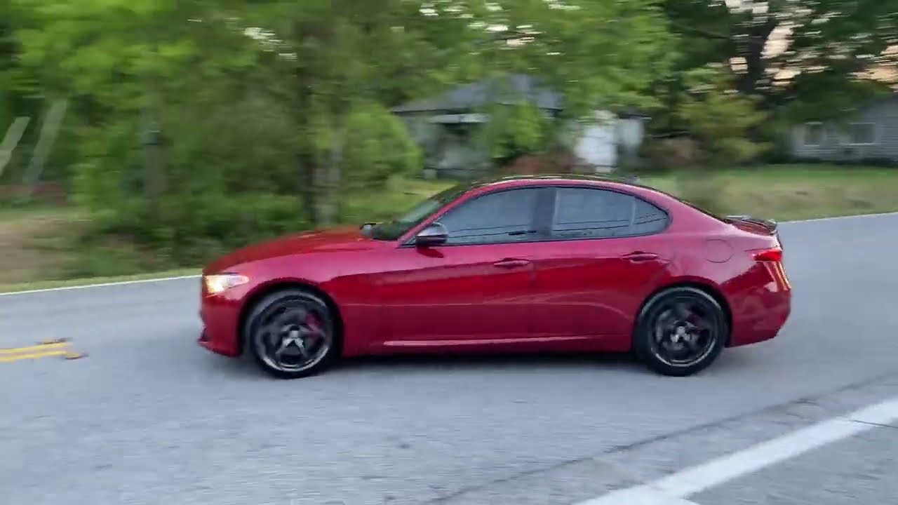 Alfa Romeo Giulia Madness Monza exhaust