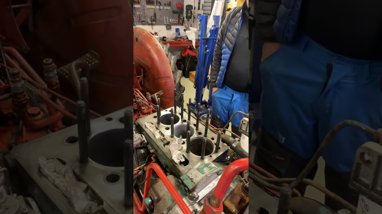 Mounting dry cylinder liners using Nitrogen. Perkins 3.152