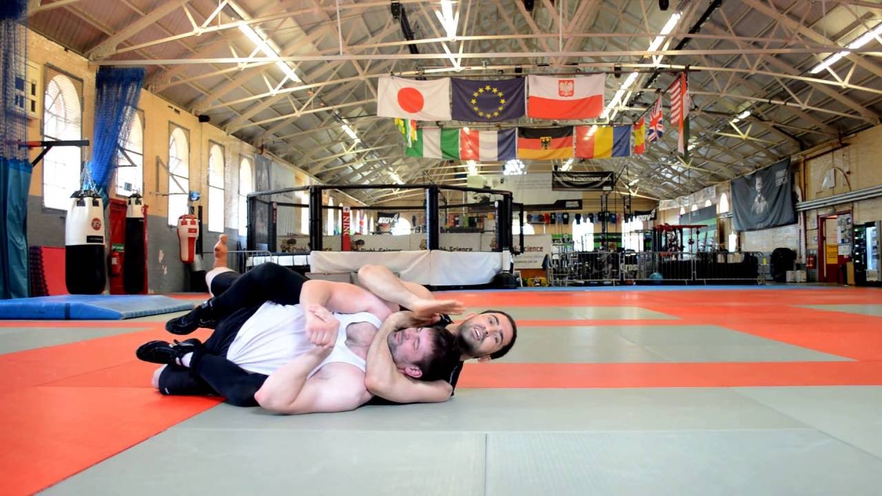 The Bulgarian neck choke, combo 1, 2 & 3