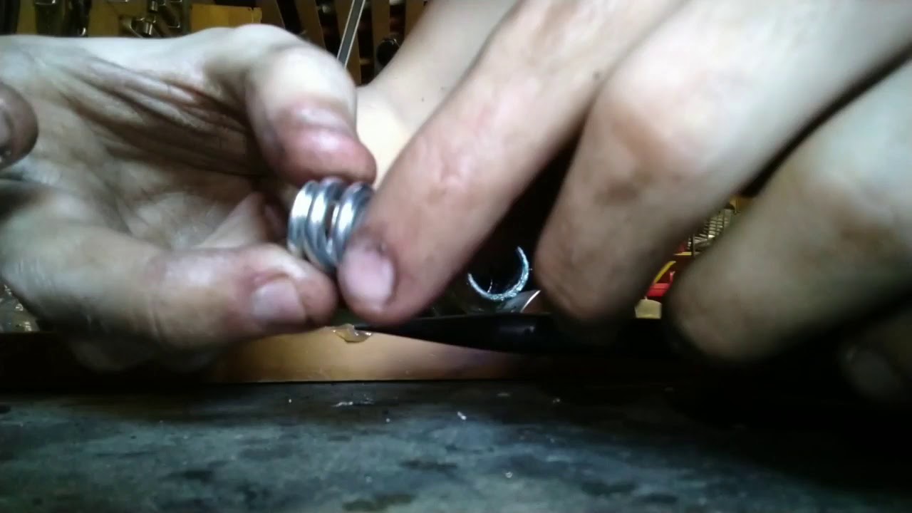 Restauration ami 8 #24 : remontage crémaillère et réparation du bras (soudure très moche 😱)