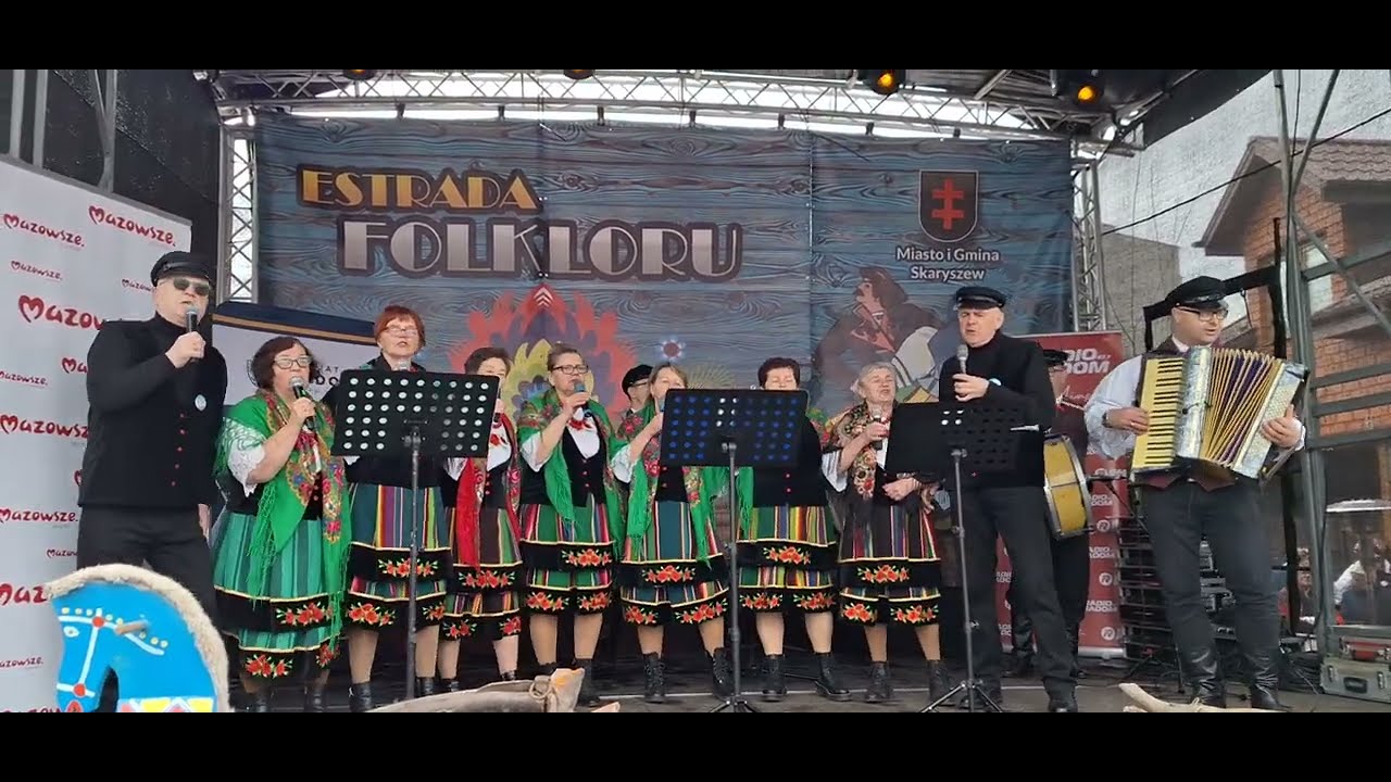 23.02.2026r. Wysoki Zameczek jeszcze go murują... zaśpiewał Zespół Ludowy Makowianie w Skaryszewie.