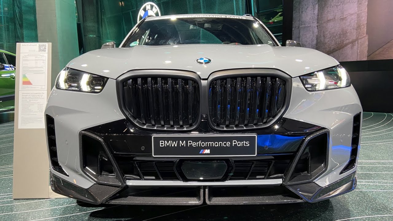 2023 BMW X5 xDrive40i G05 in Nardo Grey + M Performance Parts