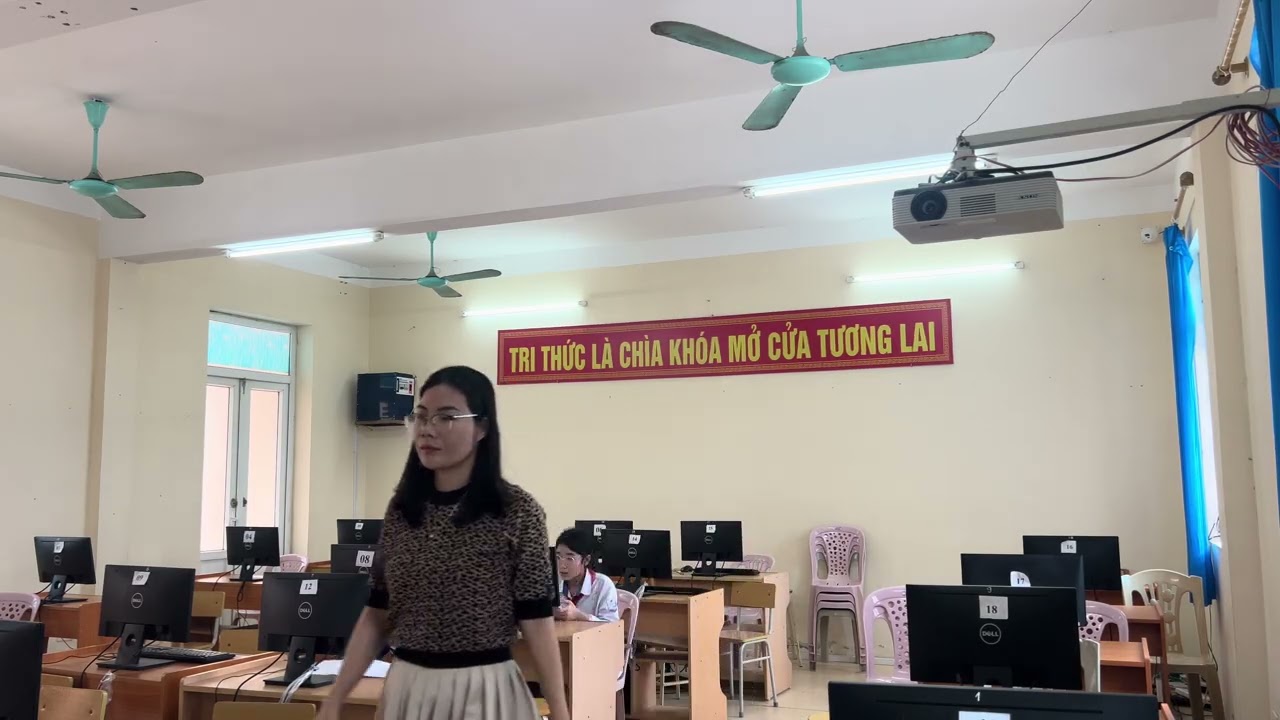 Video ca thi khối 8