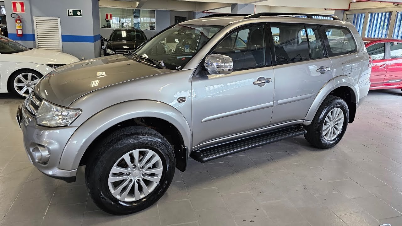 MITSUBISHI PAJERO DAKAR HPE 2015 DIESEL