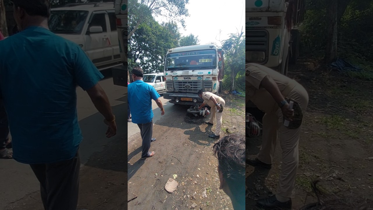 Truck hits Bike #shorts #truck #bike #accident