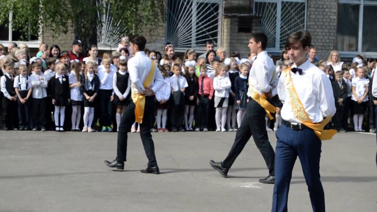 Выпускной вальс!