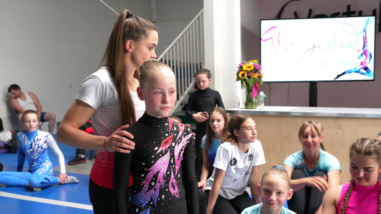 Olga Durczyńska- Aerial Silk 10-13 lat amator (debiut)