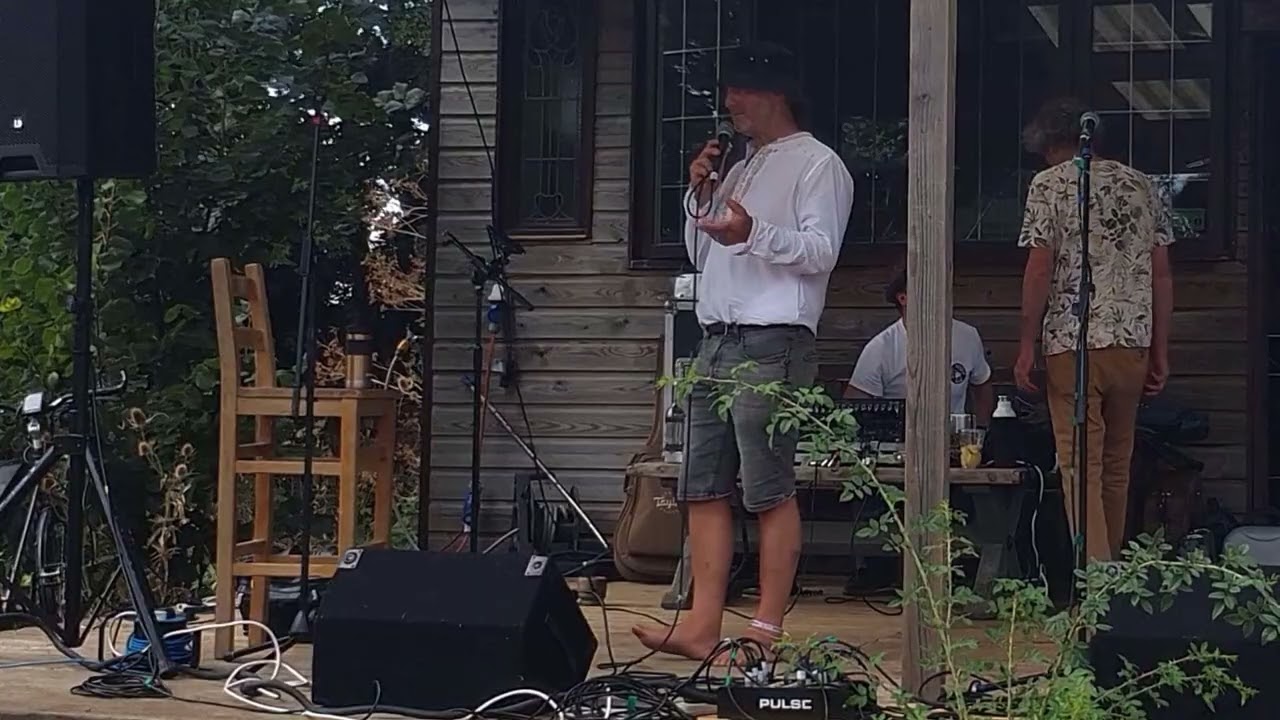 Girt Dog Gathering Full Positive Mindset Show