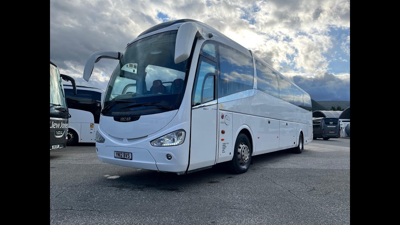 FOR SALE - 2012 Irizar i6 Integral 53 seat executive coach.