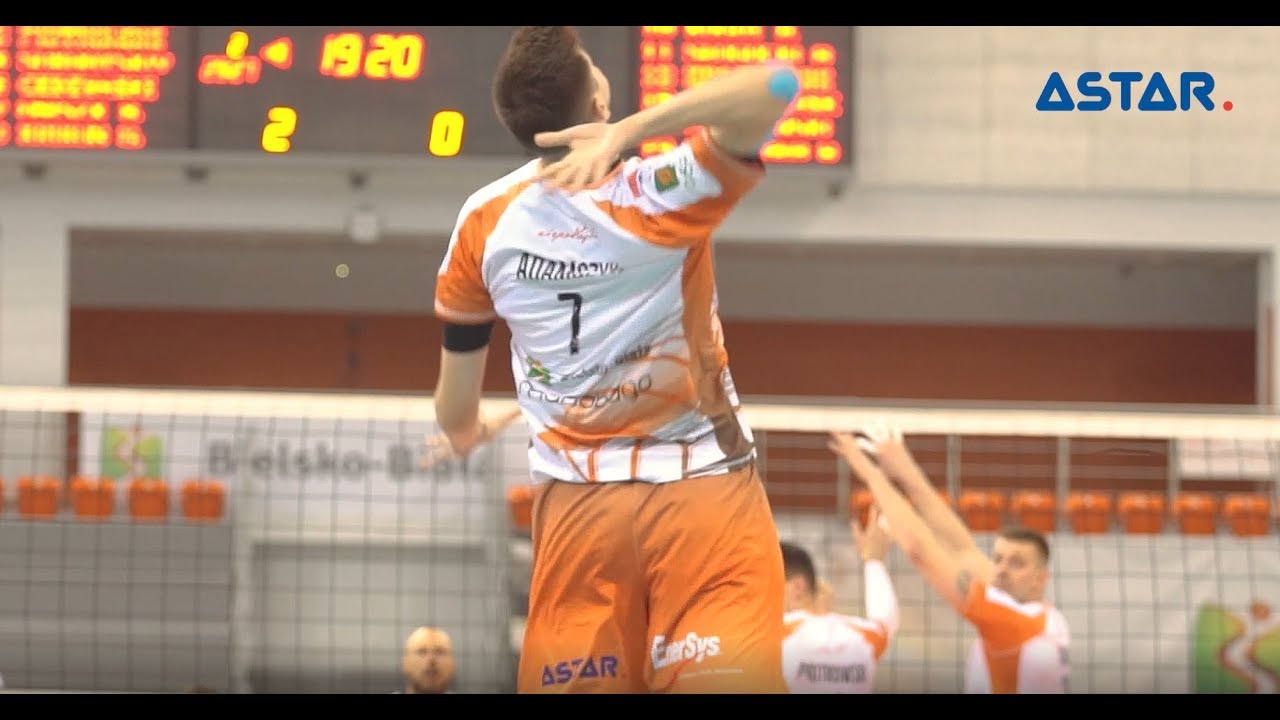 Sebastian Adamczyk siatkarz zawodnik BBTS leczenie urazu naderwanie mięśnia czworogłowego uda