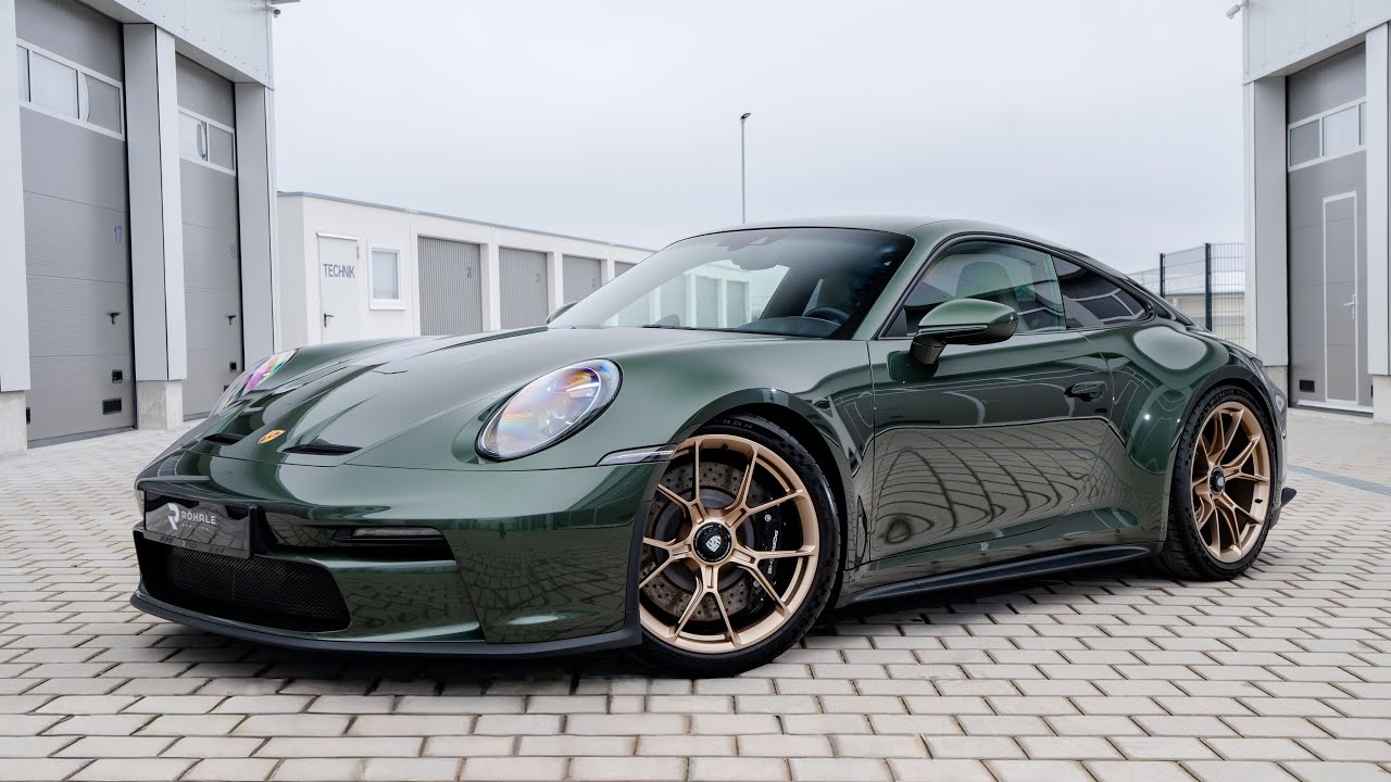 Porsche 992 GT3 Touring | Oak Green | Islandgrün | Lift | Jetzt kaufen bei Röhrle Mobility