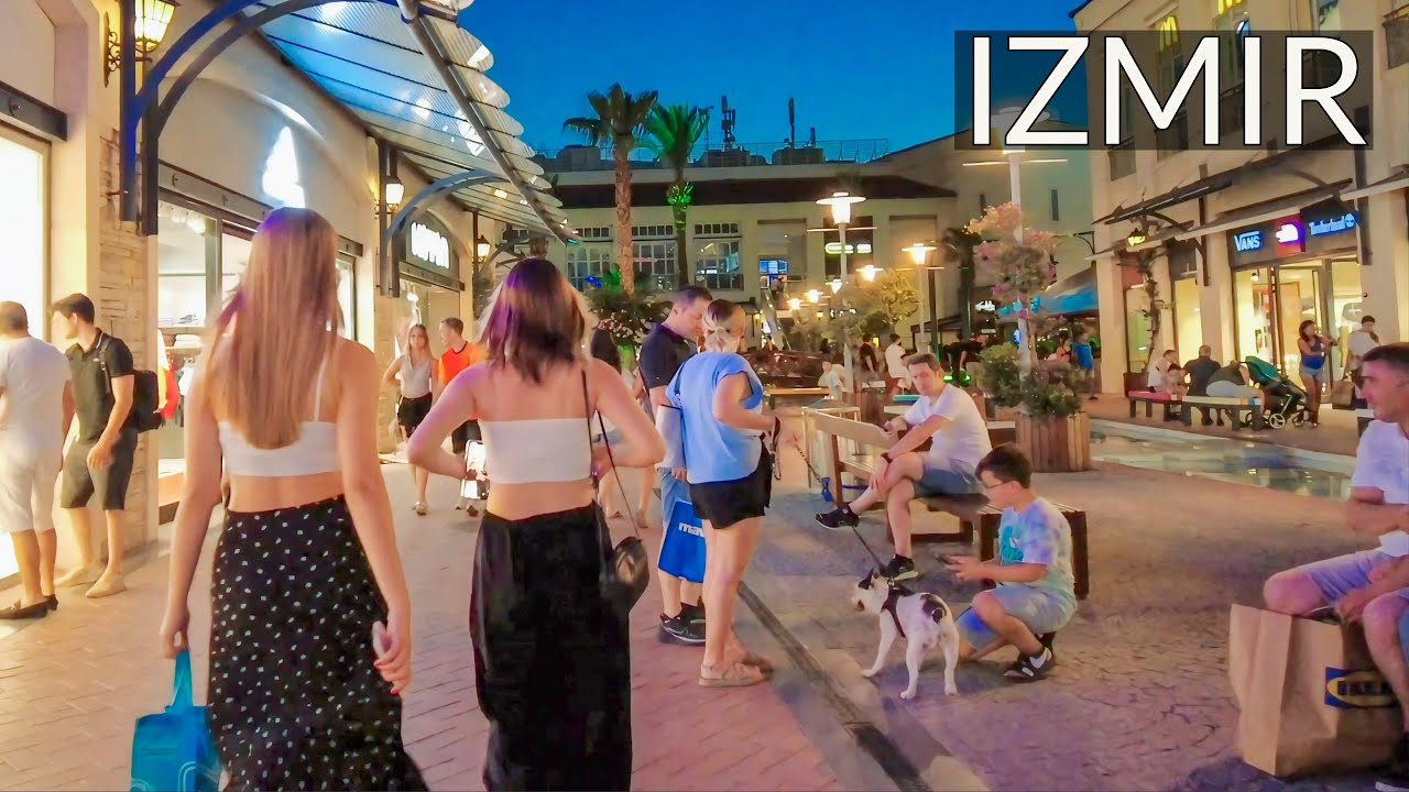 İzmir Bornova Night Guide: A Walk Through Küçükpark & Forum Bornova