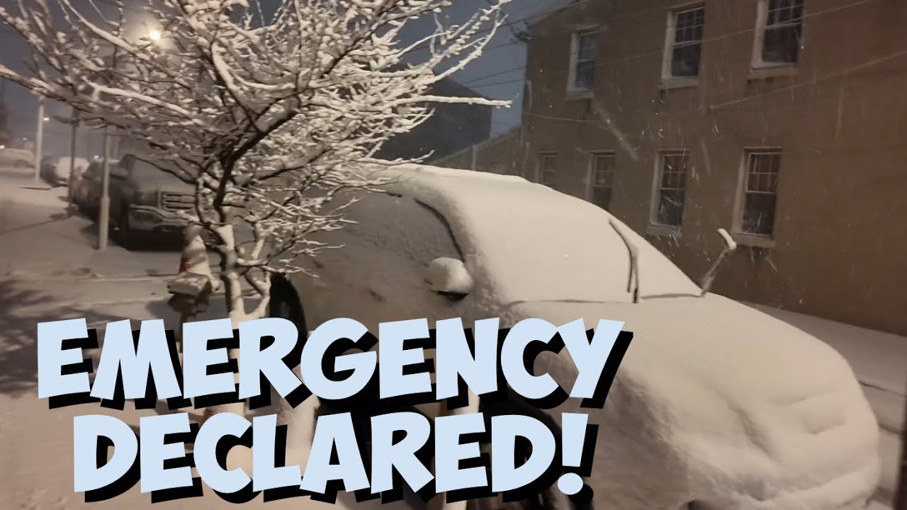 WALKING IN THE BLIZZARD- CAN PHILLY HANDLE 2 INCHES AN HOUR? 