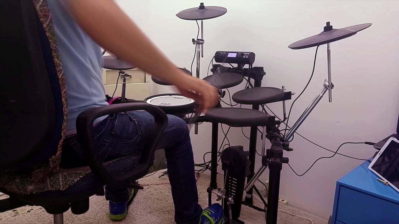 Kingdom Song 142 Drum cover (me trying to play drums)