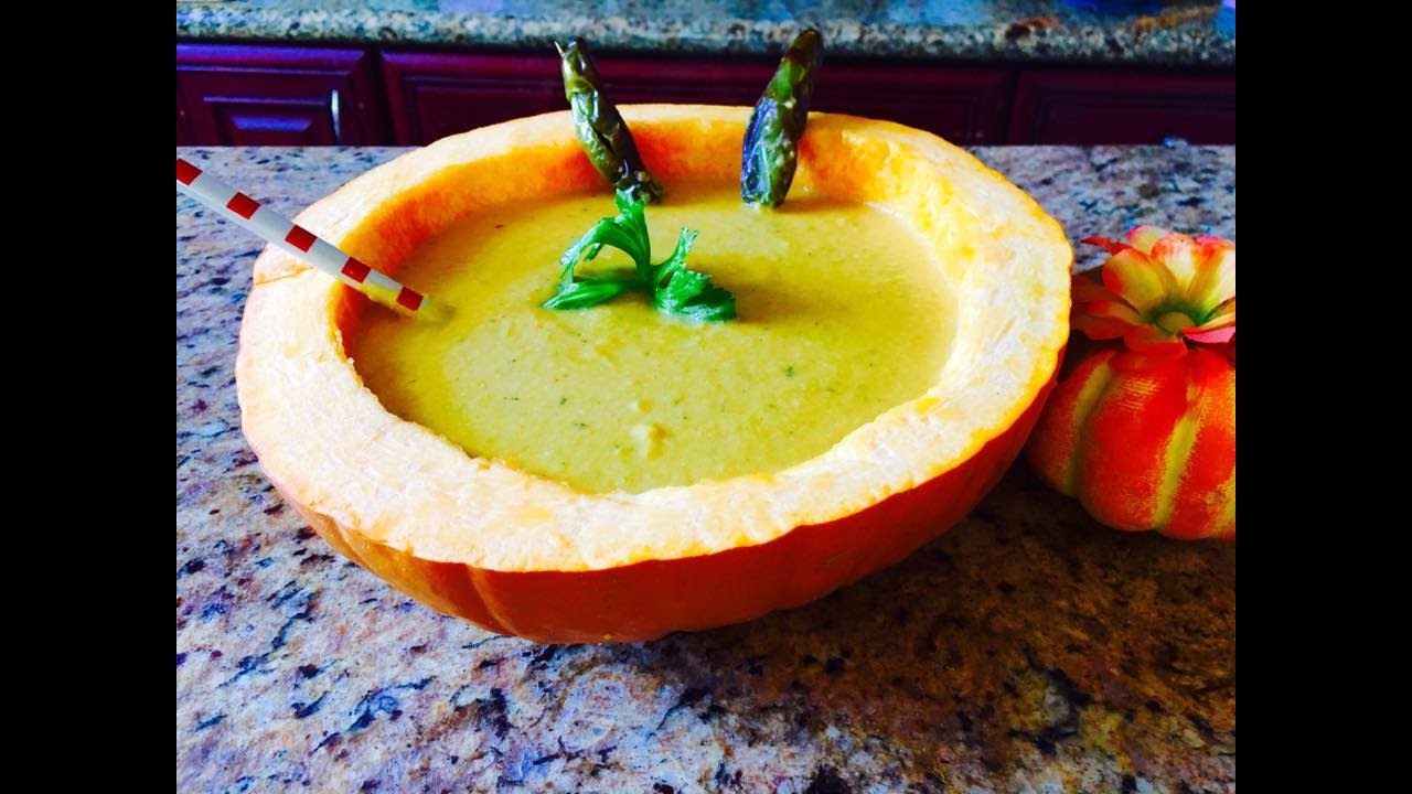Sopa Cremosa de Calabaza ( Creamy Pumpkin Soup)