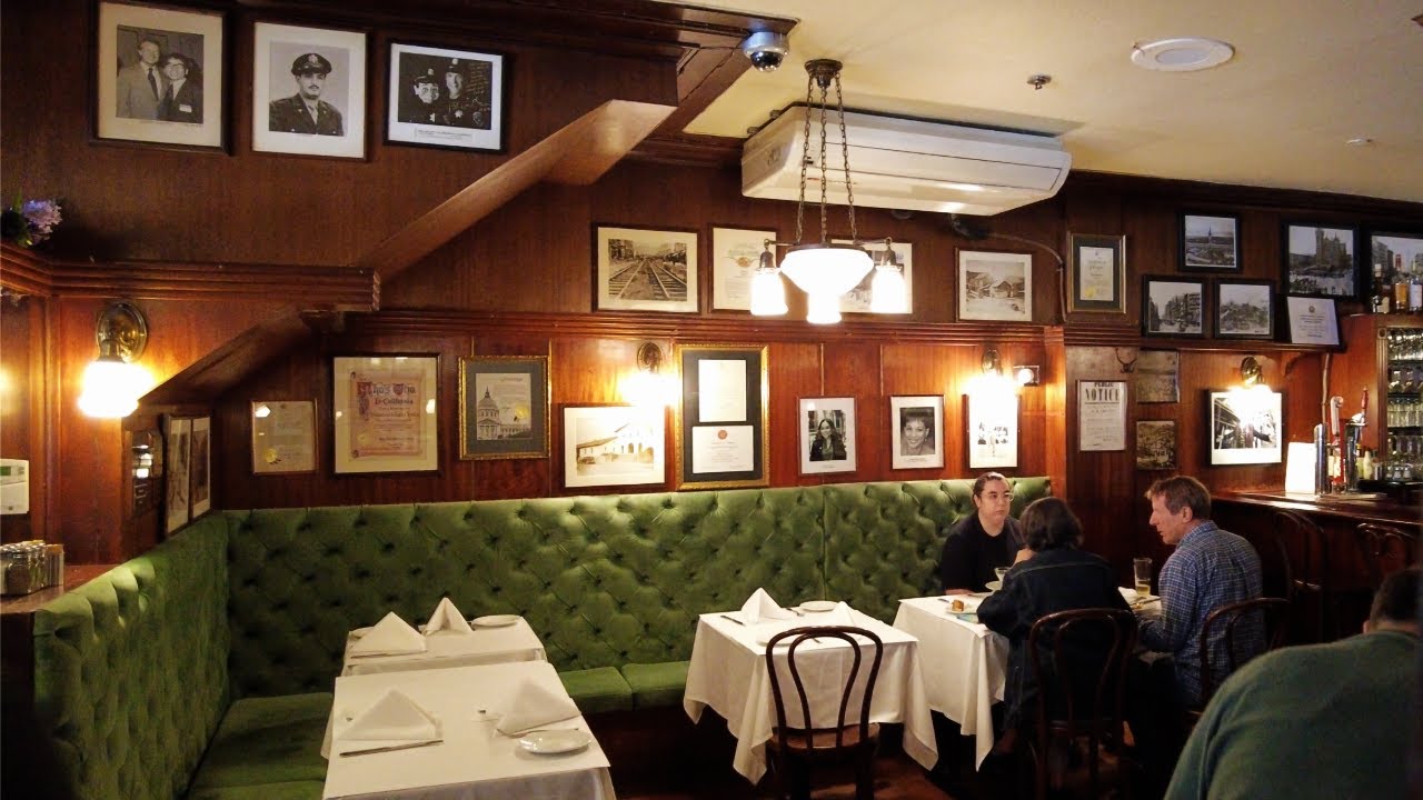 John's Grill, iconic 115-year old SF restaurant (San Francisco, California)