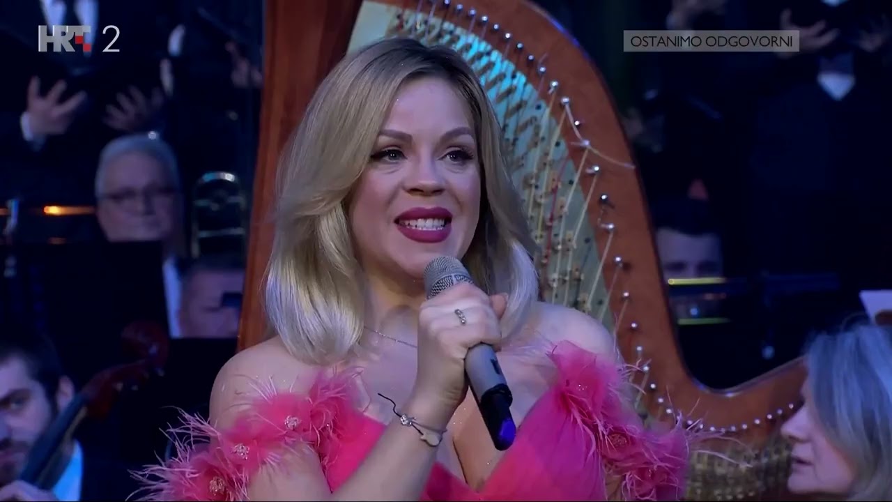 Rajko i Barbara Suhodolčan - Djetešce nam se rodilo