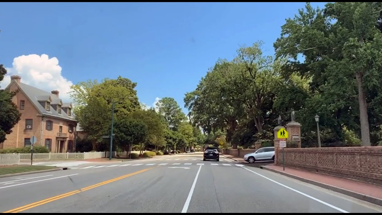 Driving in Williamsburg Virginia